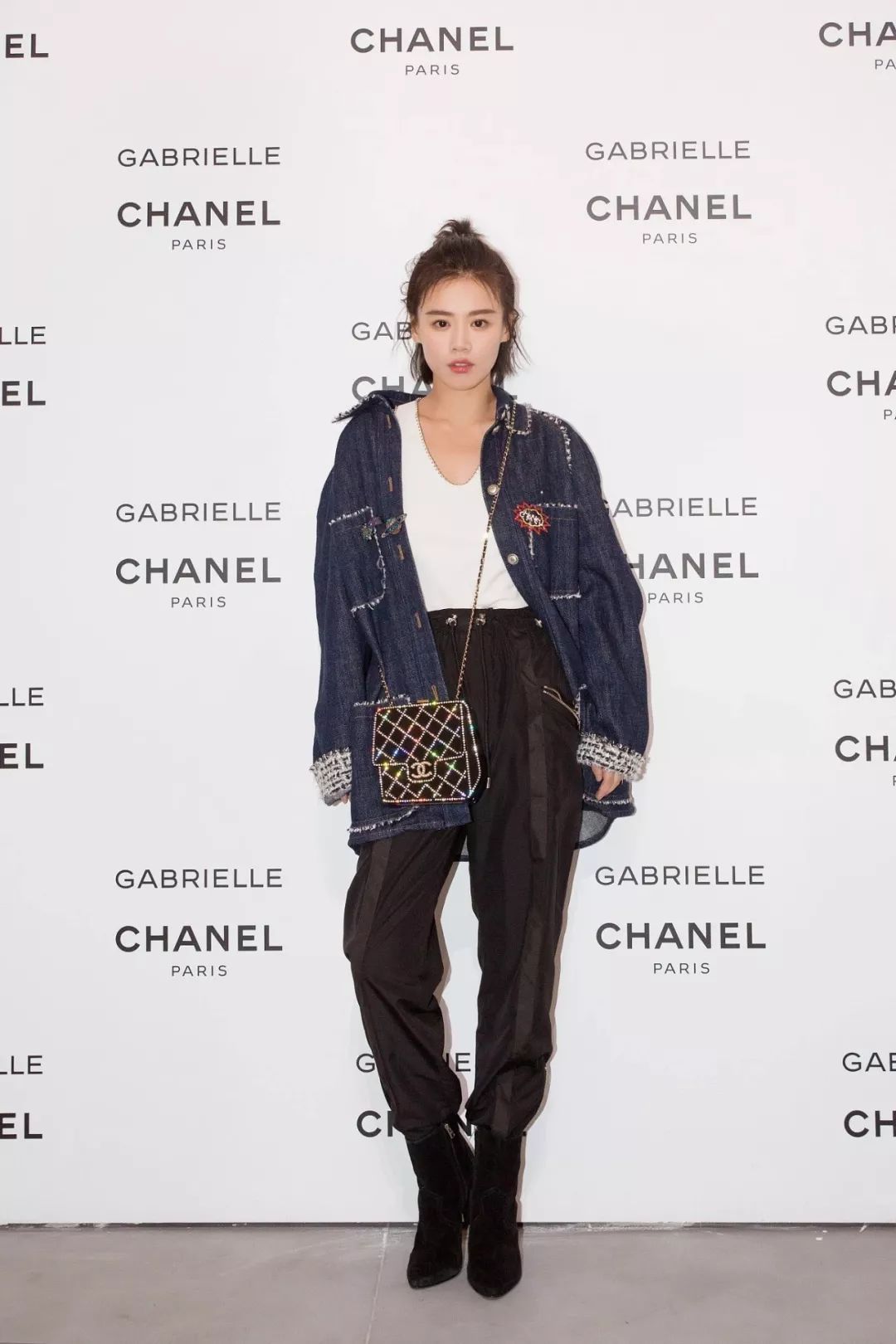 fashion风格穿搭,今年最时髦的4件小香风穿搭