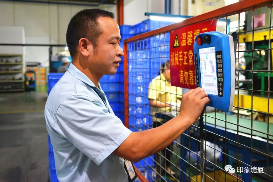 【名城名匠】他专注模具行业20年，以工匠精神铸就品质