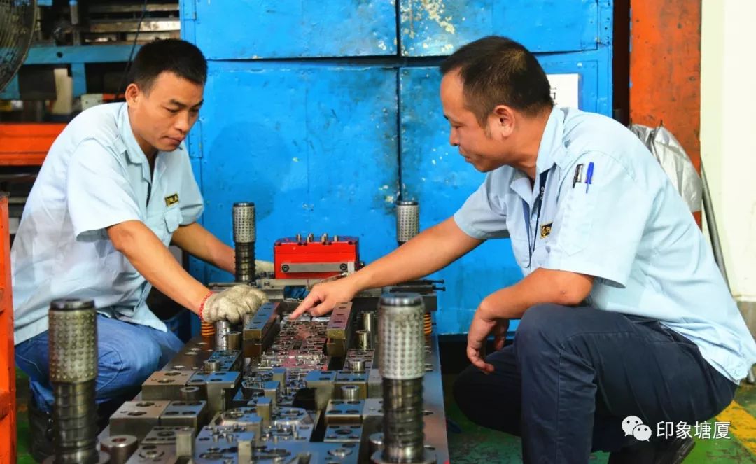 【名城名匠】他专注模具行业20年，以工匠精神铸就品质