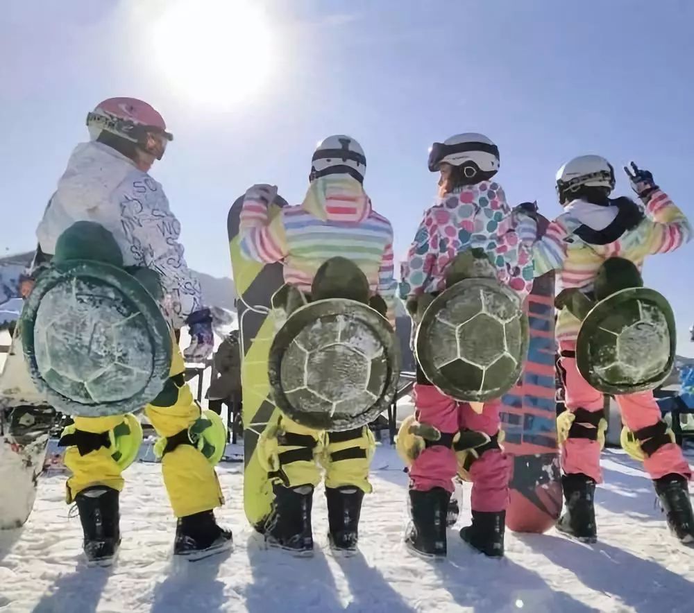 新手入门全套滑雪装备推荐,新手小白滑雪入门全攻略