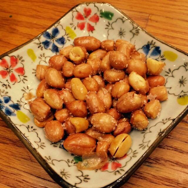 吃多了花生会失眠吗,生花生吃多了血脂会升高吗