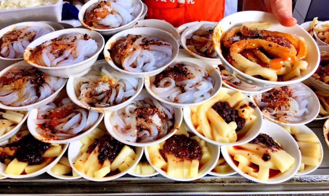 成都上班族的日常生活,成都通勤上班族