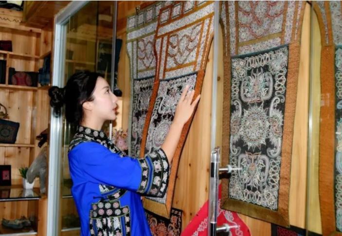 探秘湖光岩发现水怪之谜下集,中国三都水族