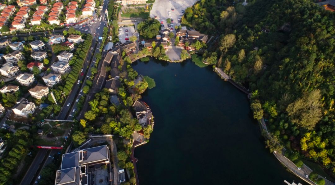 泉湖公园是白云区吗,白云区泉湖公园有水吗