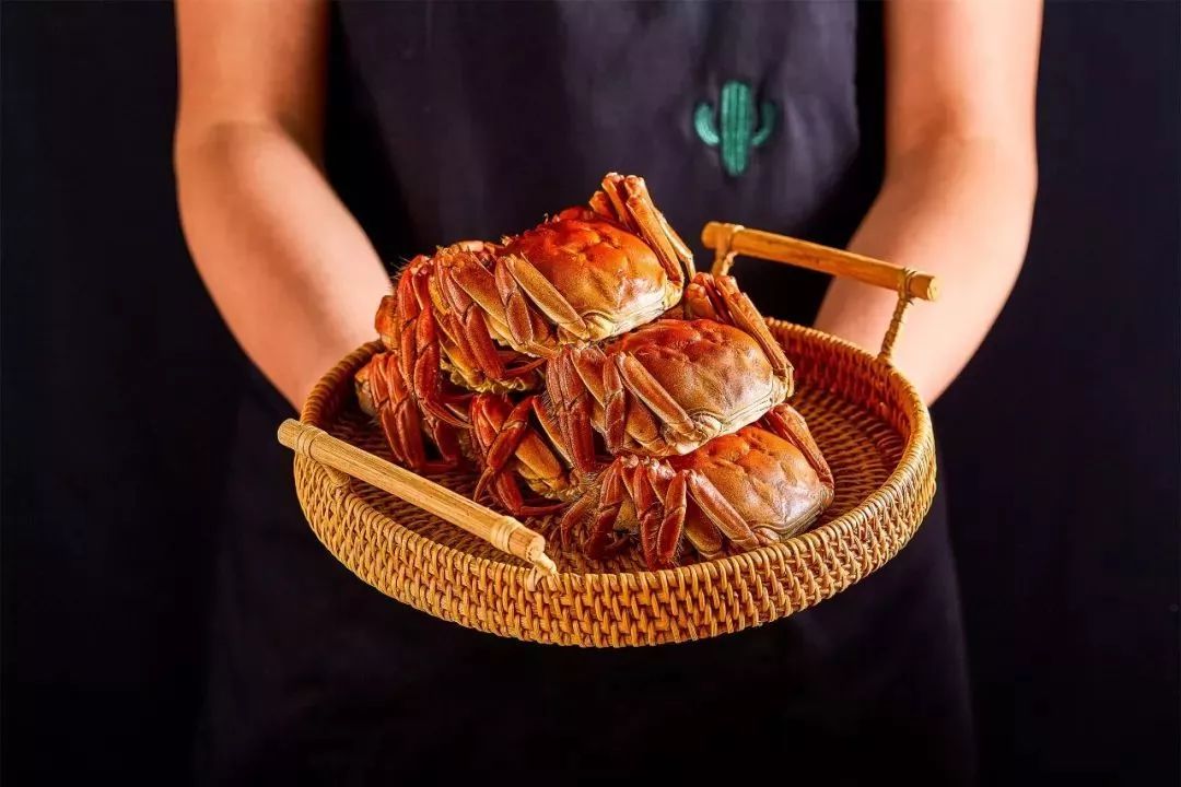 阳澄湖大闸蟹几月份最好吃最美味,吃阳澄湖大闸蟹的快乐季节