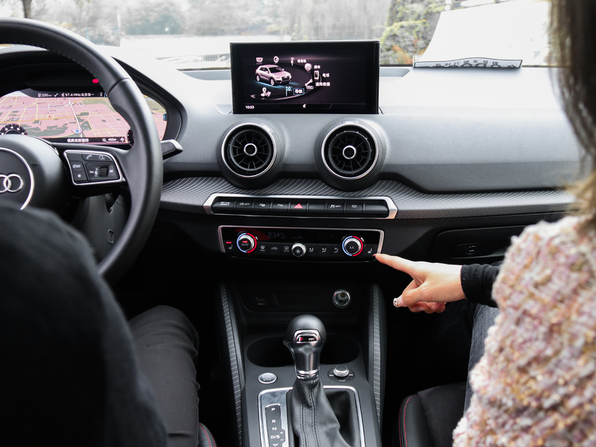 买q2l还是gla,q2和奔驰gla买哪款车好