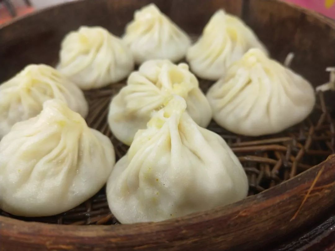 魔都值得一去的地方,感受一下魔都繁华的夜景点