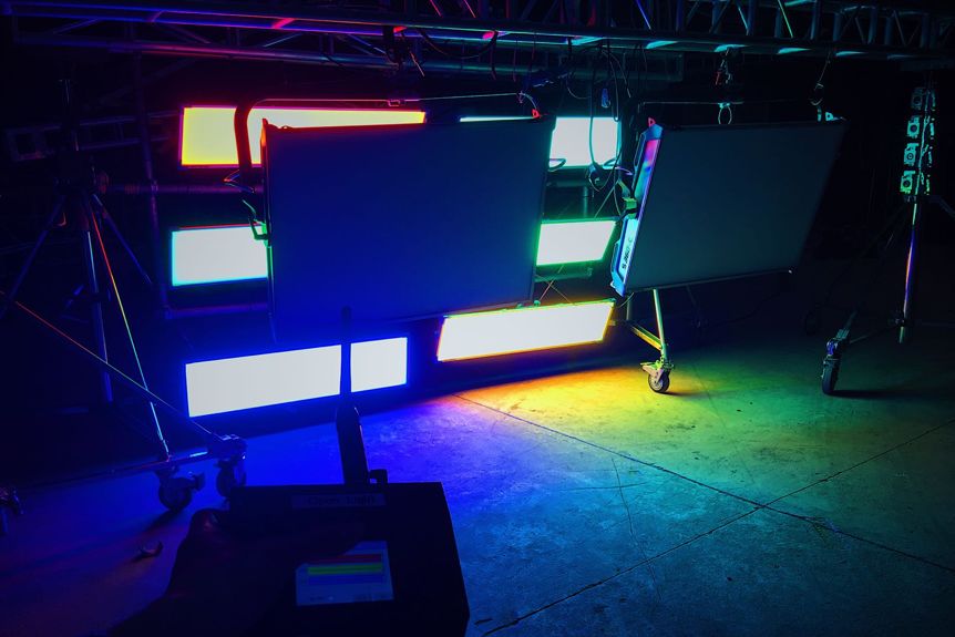 “点亮”《刺杀小说家》《坚如磐石》，专访数字灯光工程师孙文