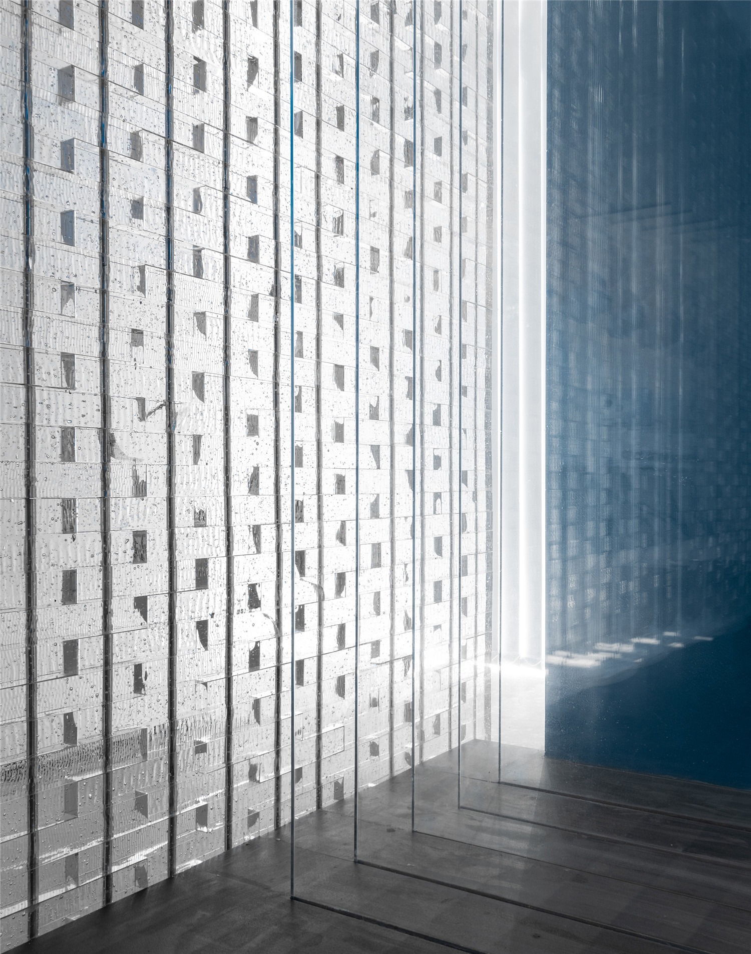 momo閫犲瀷缇庡彂浼氭墍,鐗╀笂绌洪棿