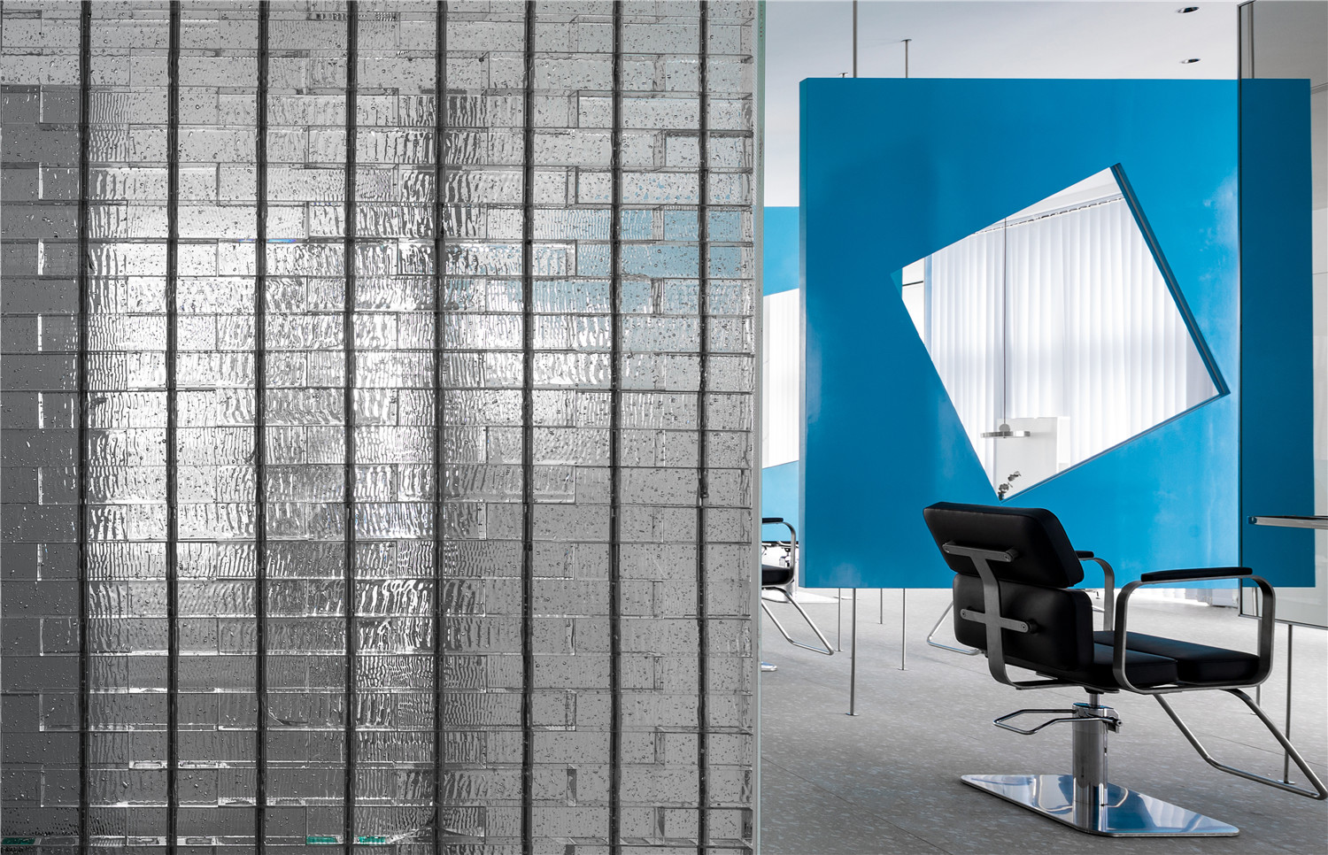 momo閫犲瀷缇庡彂浼氭墍,鐗╀笂绌洪棿