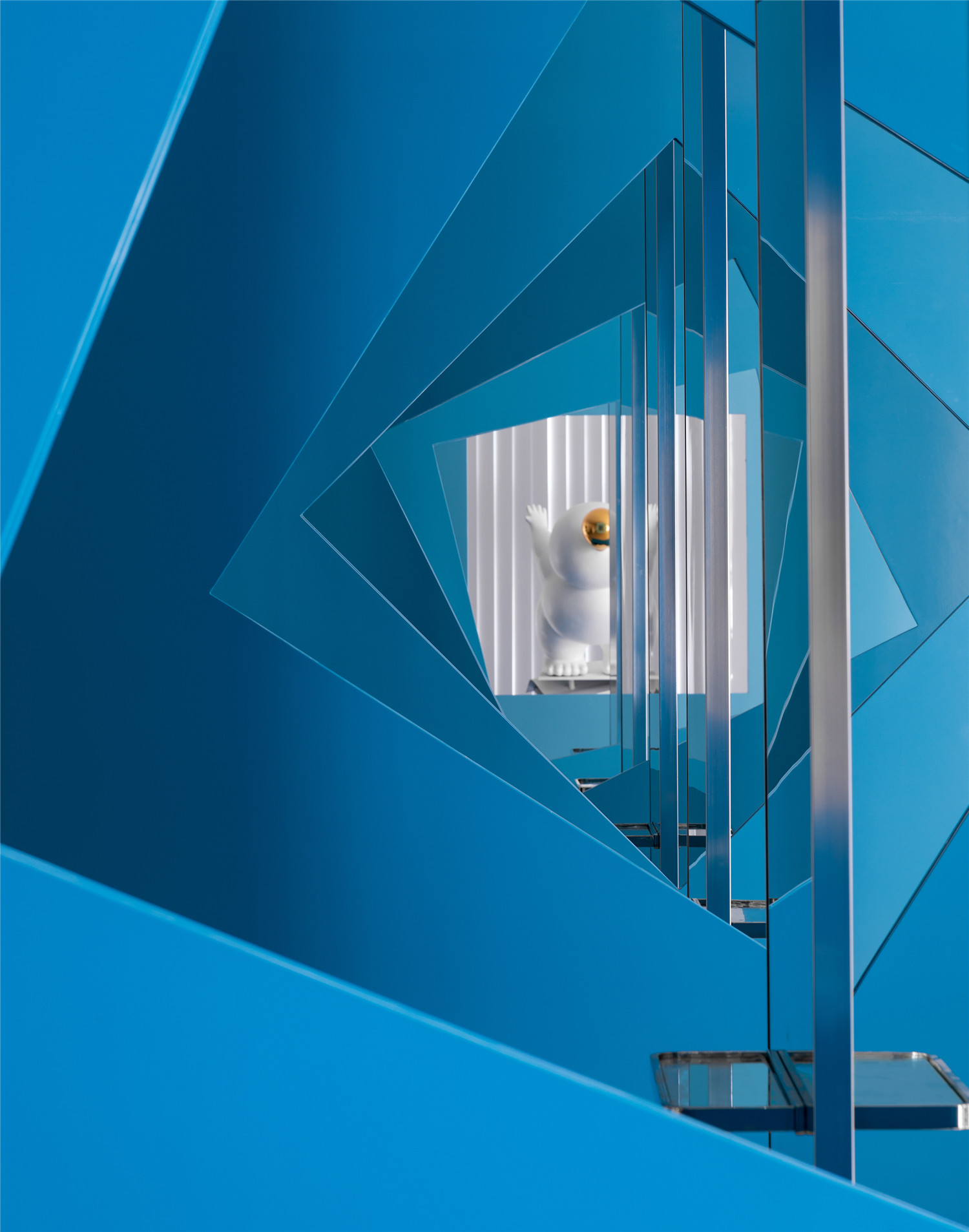 momo閫犲瀷缇庡彂浼氭墍,鐗╀笂绌洪棿