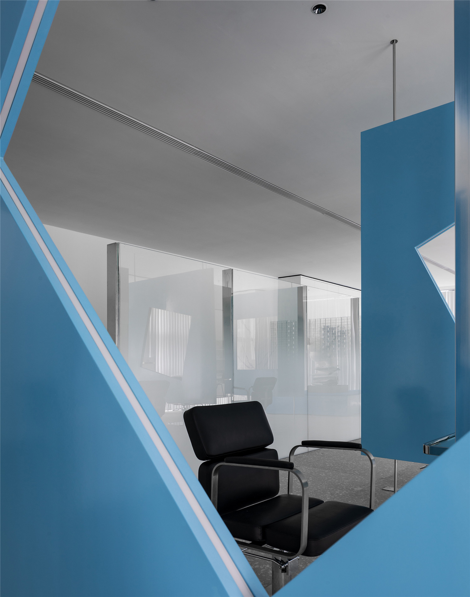 momo閫犲瀷缇庡彂浼氭墍,鐗╀笂绌洪棿