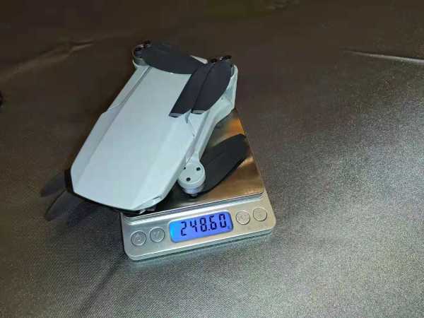 大疆无人机最轻的飞机有多重,大疆无人机249g重量