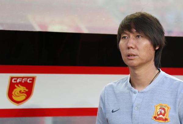 国足主帅李铁出席12强赛第三轮,李铁谈东亚杯国足