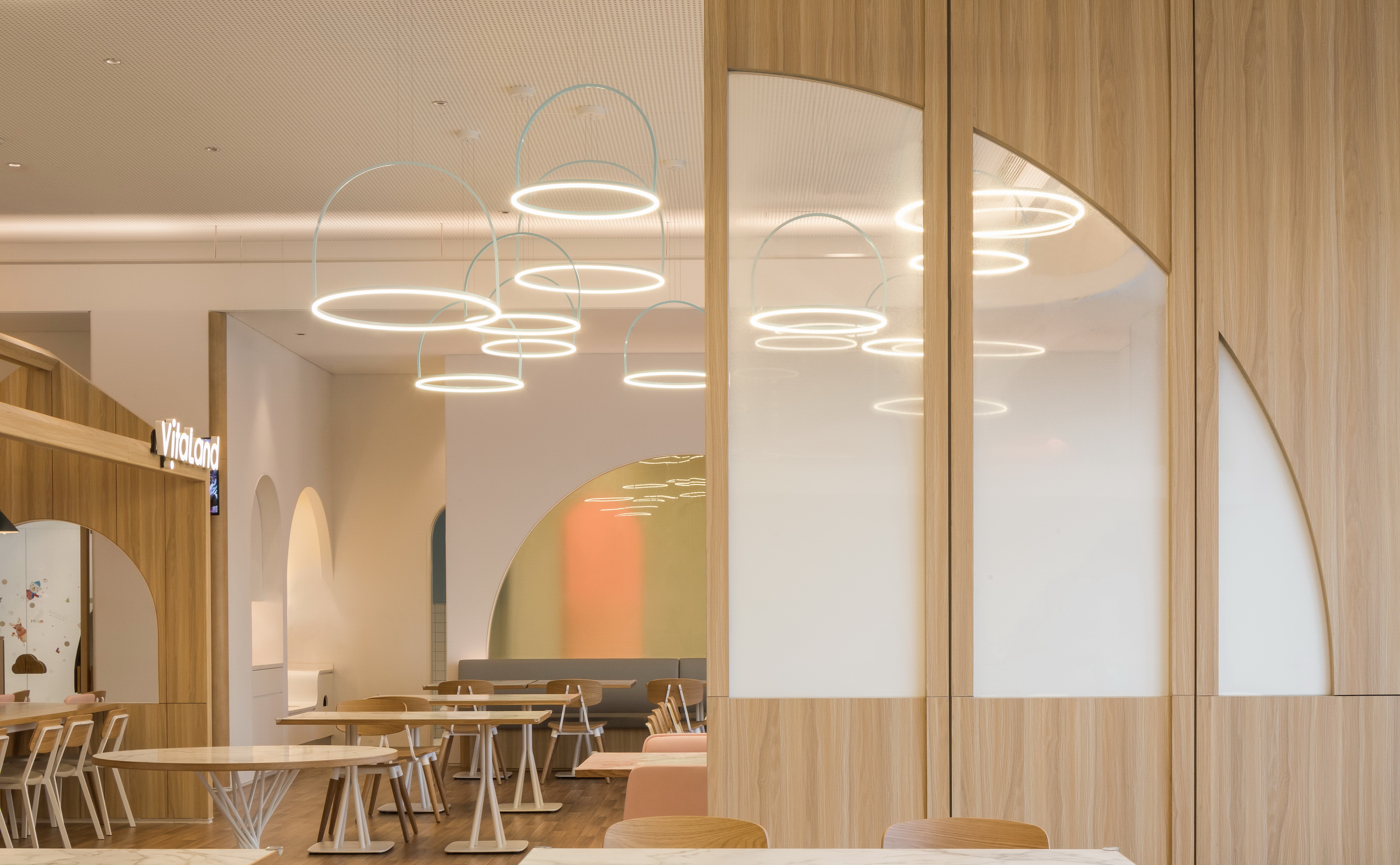 古鲁奇的餐饮空间,古鲁奇维塔兰德亲子餐