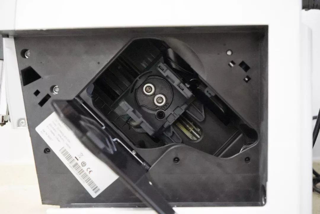 什么牌子的入门意式咖啡机好,德龙一键意式咖啡机推荐