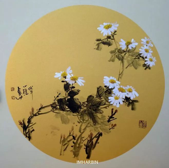 “万里霜栖雁阵横，雪掩黄花漫丹枫”———龙江边塞诗与菊花