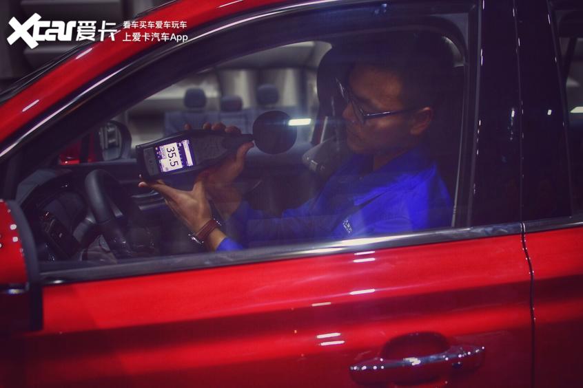 荣威rx5max女生,荣威rx5plus与荣威rx5max的区别