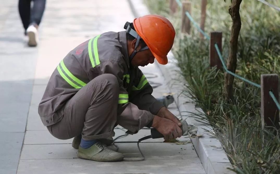 农民工工资保证金缴纳到哪个部门,广州市农民工工资保证金如何缴纳