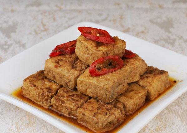 臭豆腐对人身体有害吗?臭豆腐的危害有哪些?来看看