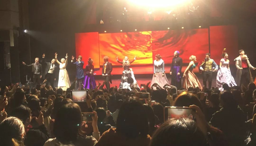 性骚扰丑闻席卷法剧圈，为何法语音乐剧全面沦陷？