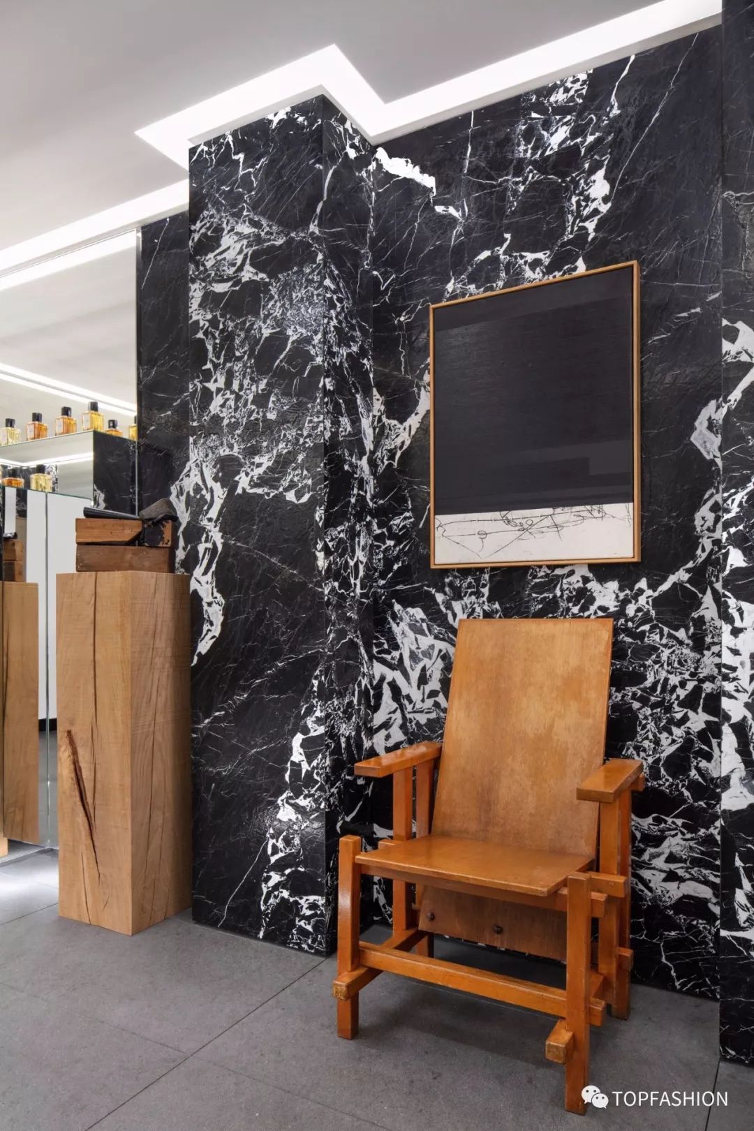 celine赛琳高定香水100ml,celine香水加州和彰显哪个好