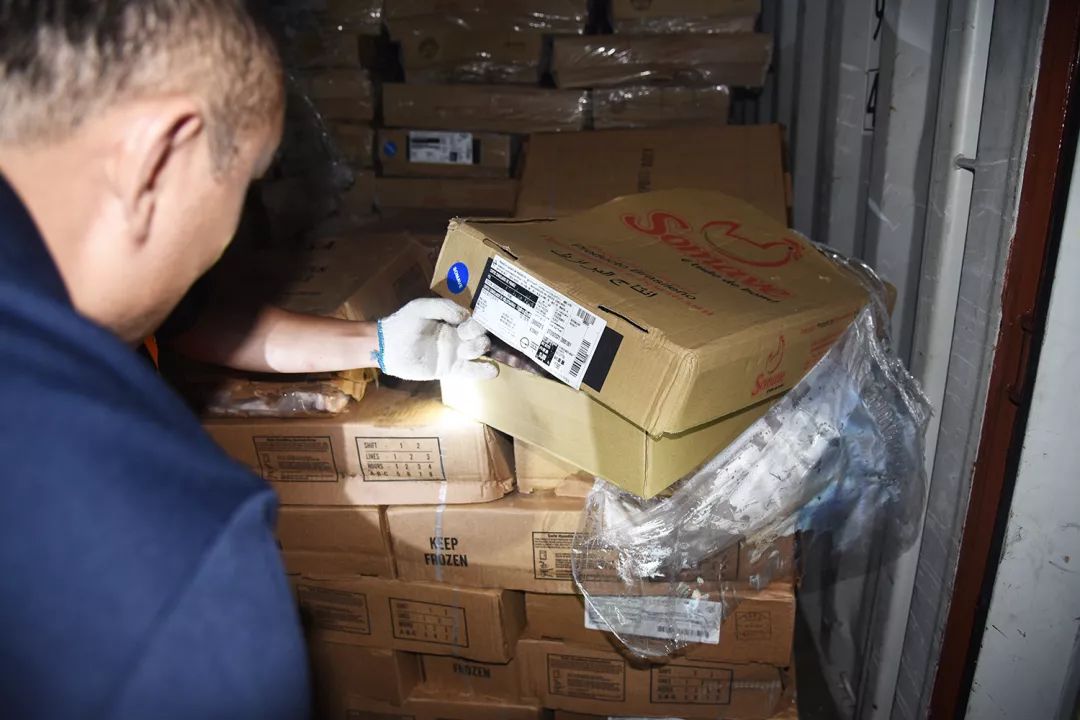 730吨,案值1500万元!大批*私走**冻肉被警方截获