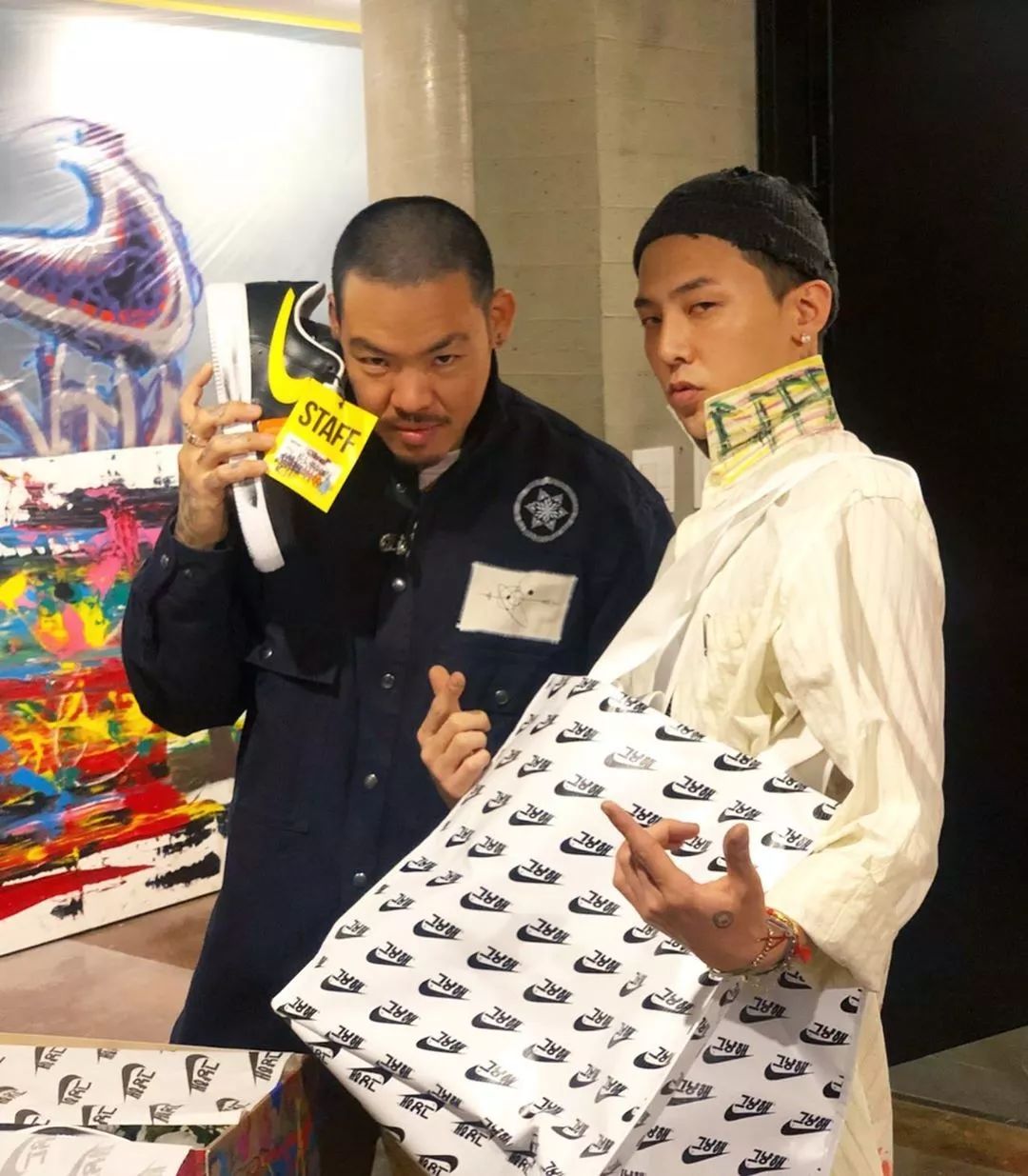 权志龙同款鞋带绑法,权志龙3.0小雏菊鞋带系法教程