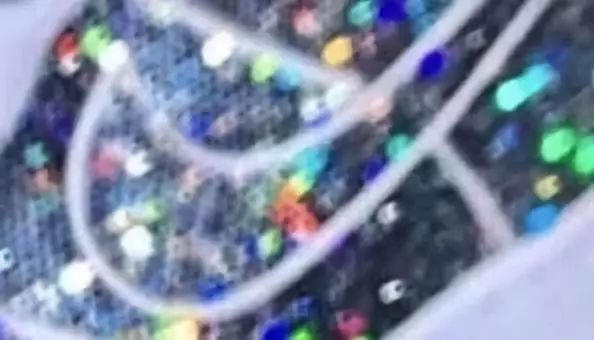 权志龙同款鞋带绑法,权志龙3.0小雏菊鞋带系法教程