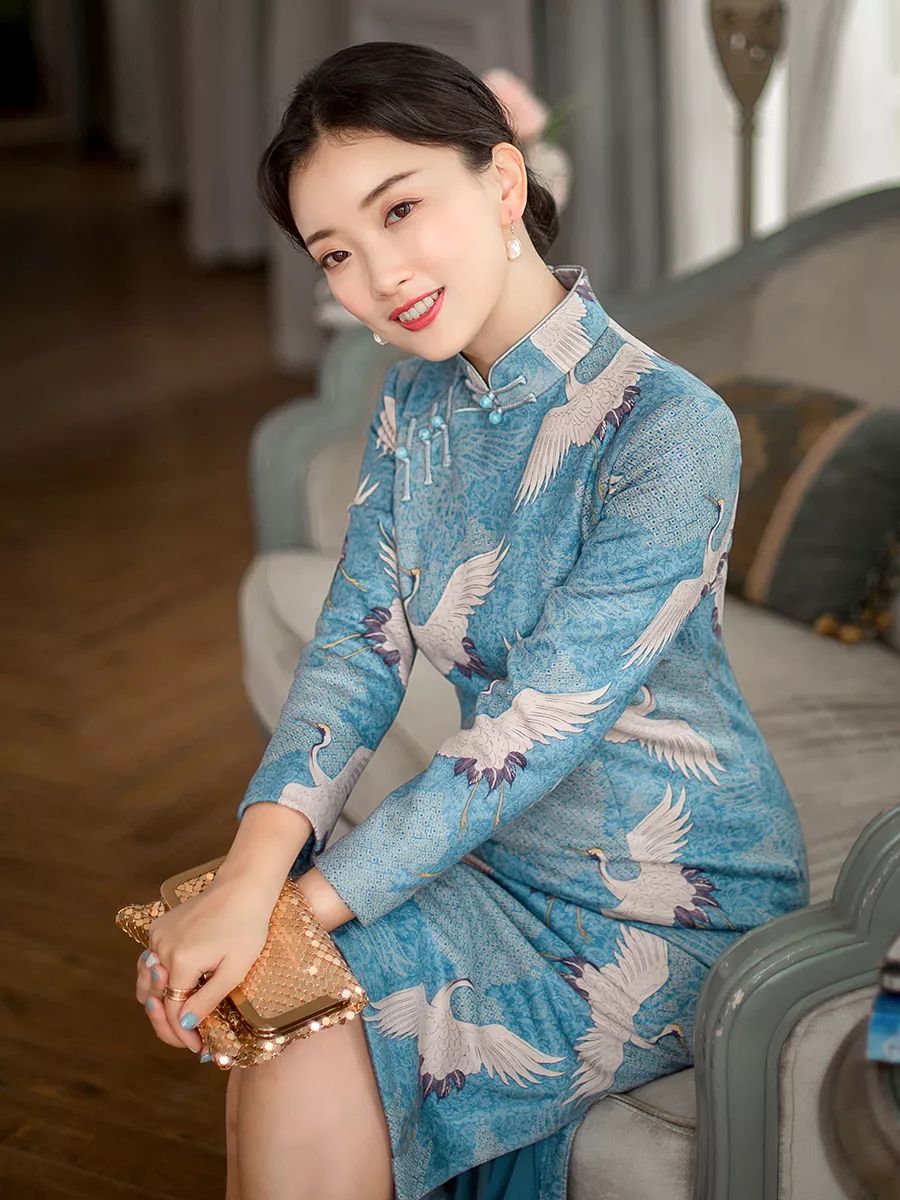 穿上旗袍的女人真好看,穿着旗袍的女人有韵味