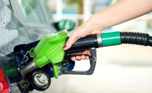 一升汽油等于多少公斤计算公式,30公斤汽油相当于多少升汽油