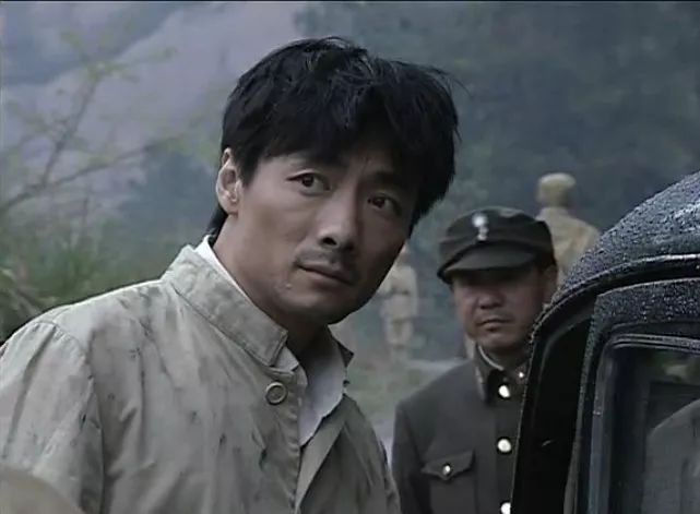 祖峰在拍哪部新作品,祖峰的照片