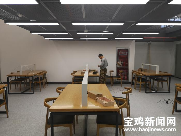 宝鸡市图书馆惊喜马上来袭：珍藏圣旨首次展出，当红作家签名送书