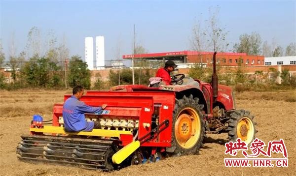 村支部脱贫,产业扶贫群众走上脱贫快车道