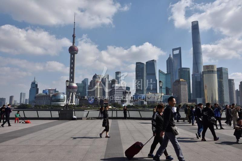 上海外滩白天景色最新,上海七月外滩天气情况