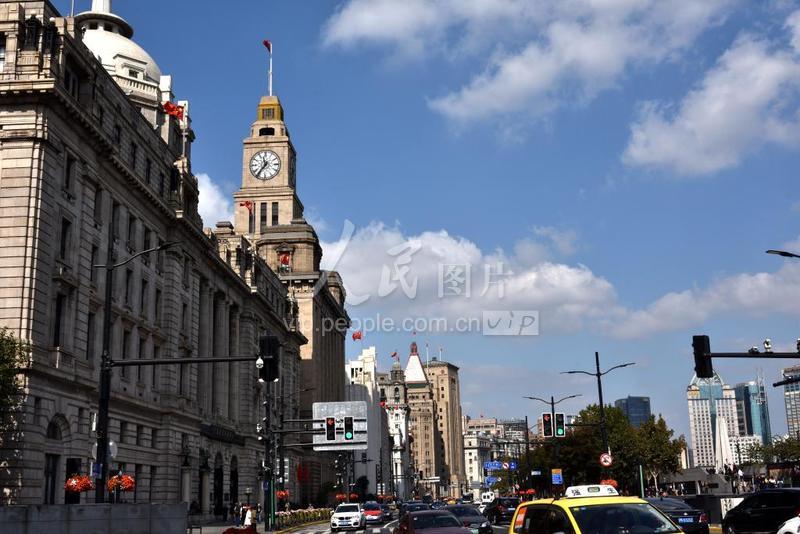 上海外滩白天景色最新,上海七月外滩天气情况