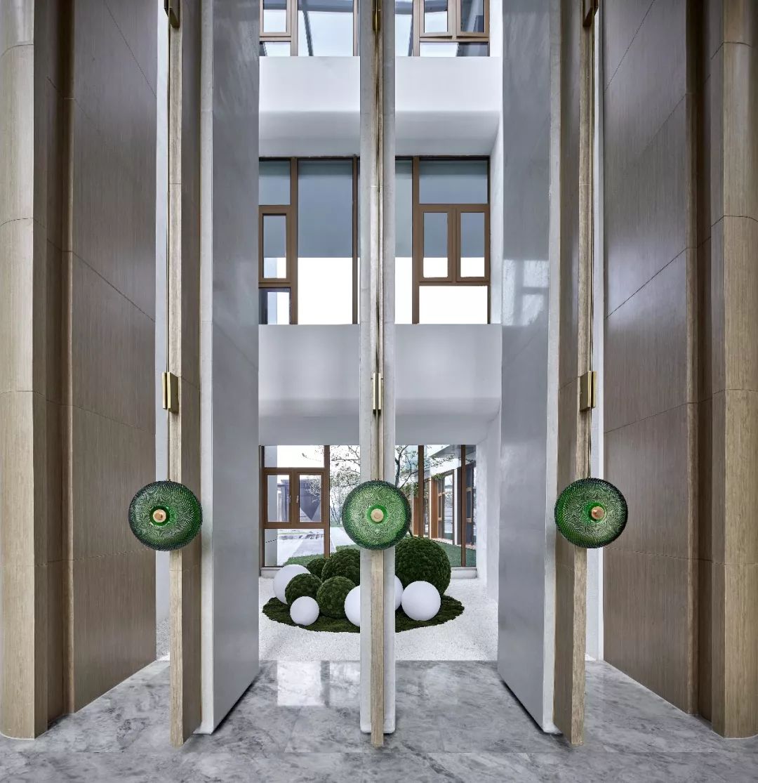 1000㎡展示中心：兔子先生的奇幻梦境