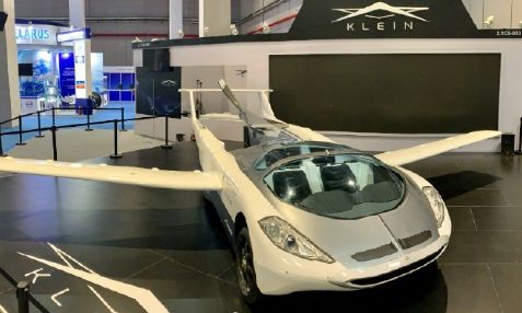 郑州将“取消机动车单双号限行”？权威部门回复来了；学生上课玩手机，河南一老师当场将一杯水浇上去丨大河早新闻（语音版）