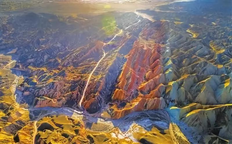 七彩丹霞门票深度游有免票么,七彩丹霞旅游年卡景点