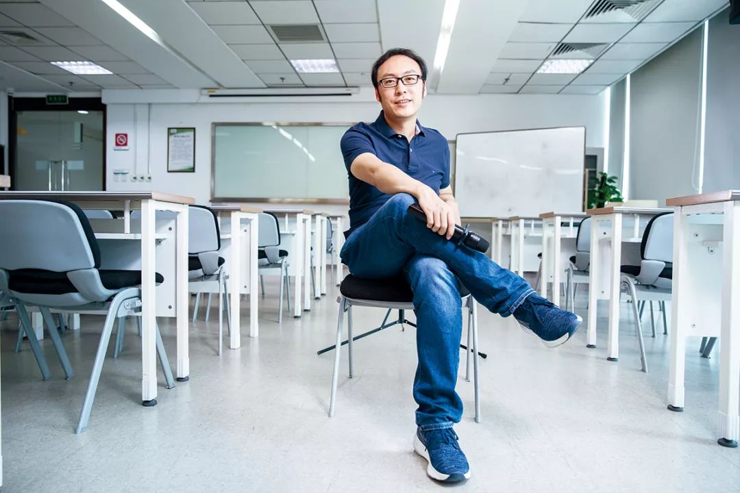 罗永浩新东方当老师的经历,从罗永浩到草根创业者