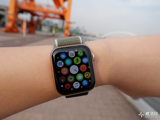 applewatch5鎵嬭〃鍔熻兘,鑻规灉鎵嬭〃applewatch5鍔熻兘娴嬭瘯