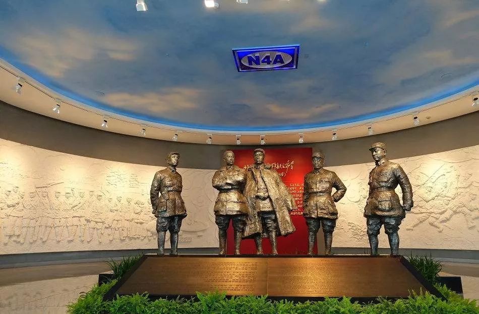 盐城最“正”表情！“军军”你值得拥有！