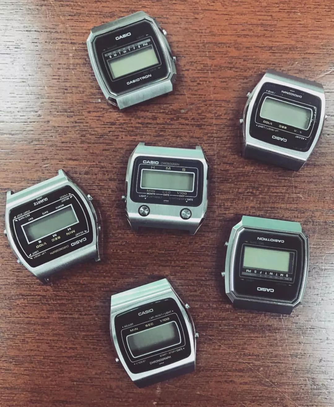 念想了十几年的“血屏”,如今要让你听个科幻故事