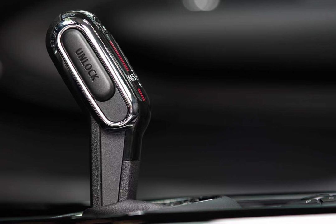 创新复古变装独一无二,时尚单品mini