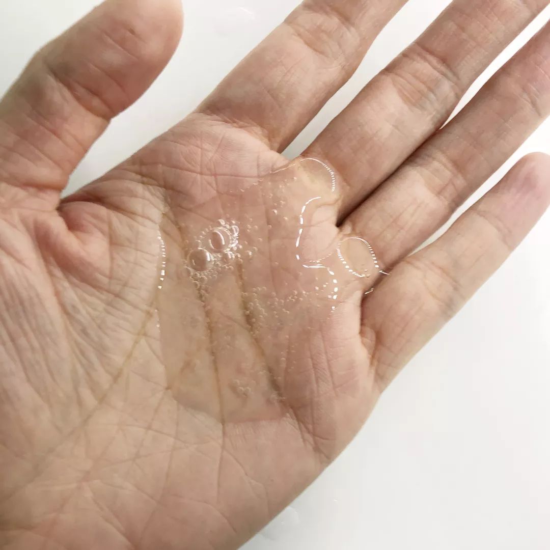 谁说女明星都能当美妆博主,女明星中谁可以抢美妆博主工作呢