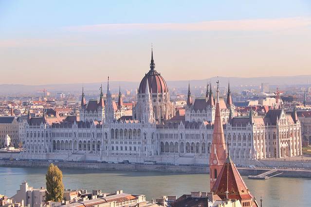 一个人旅行遇见最美的天堂,借一场旅行遇见最美的风景