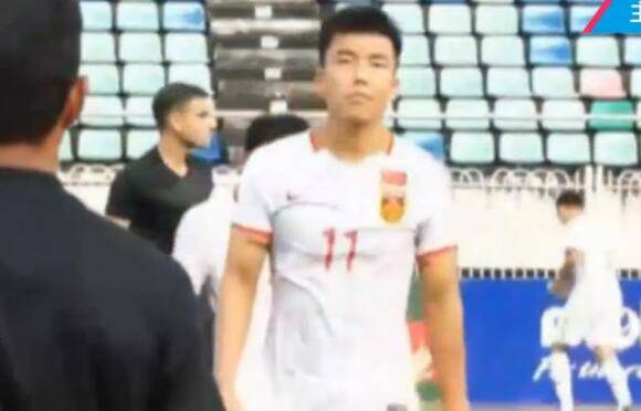 何朕宇最新进球,半场国足0-0越南张玉宁进球
