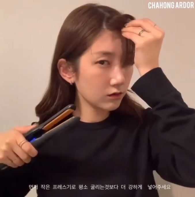 韩国八字刘海怎么烫教程,韩式齐刘海八字刘海教程