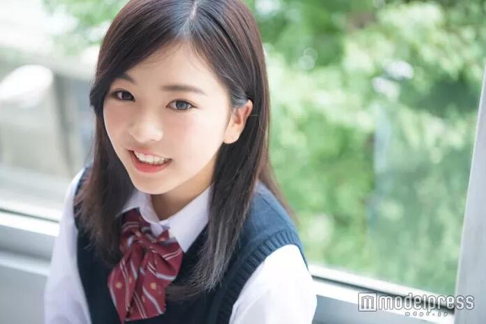 桥本环奈斋藤飞鸟还有个谁,桥本环奈和斋藤飞鸟谁人气高