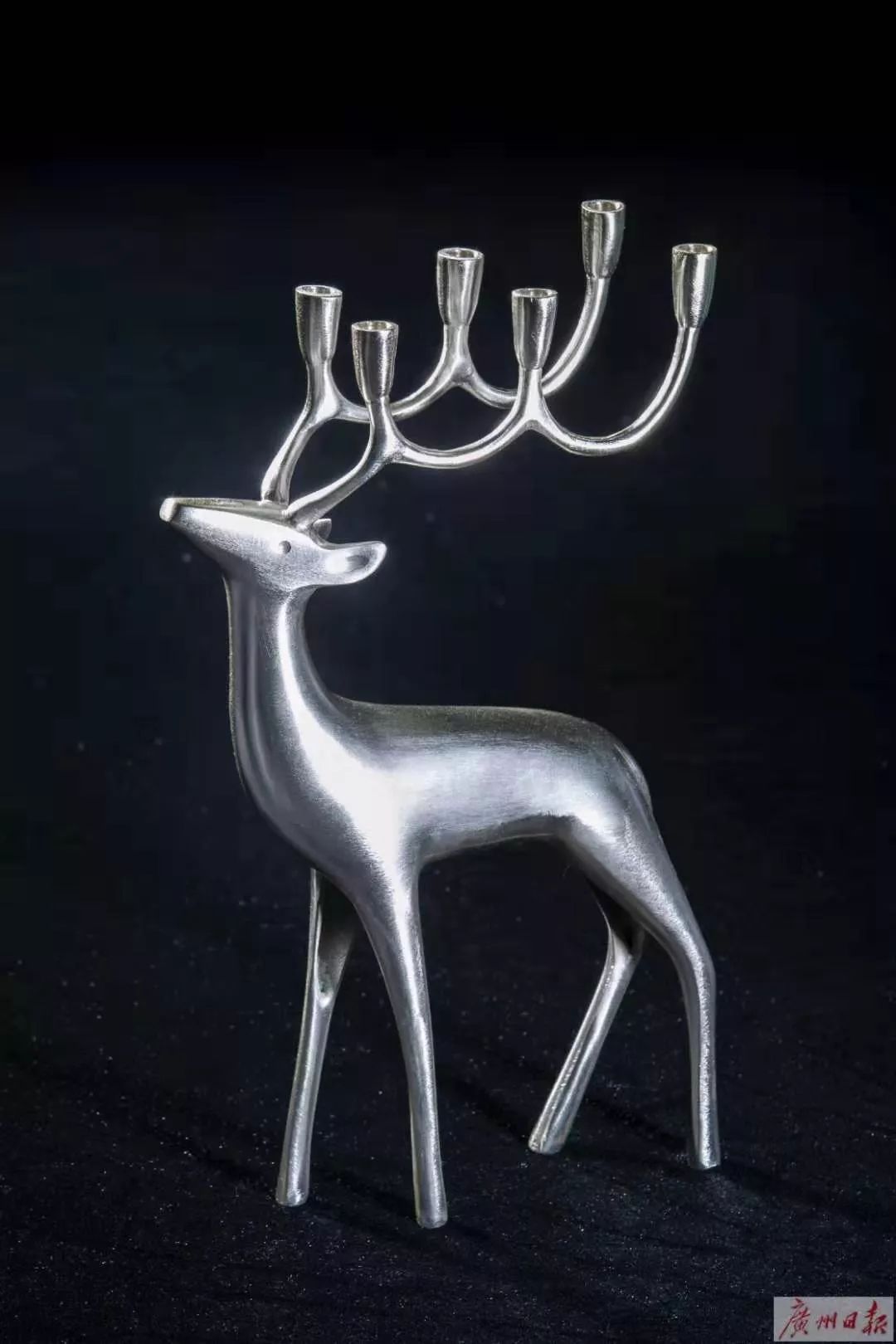 首次展出！来看广州晒出的友城精美礼品